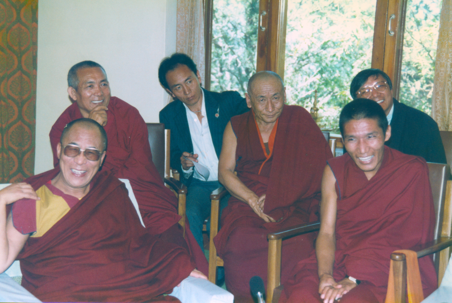 HHDL&monks